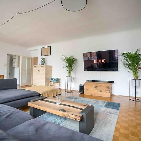Cozy And Stylish Apartment Near Schoenbrunn Castle Vienna Exterior photo